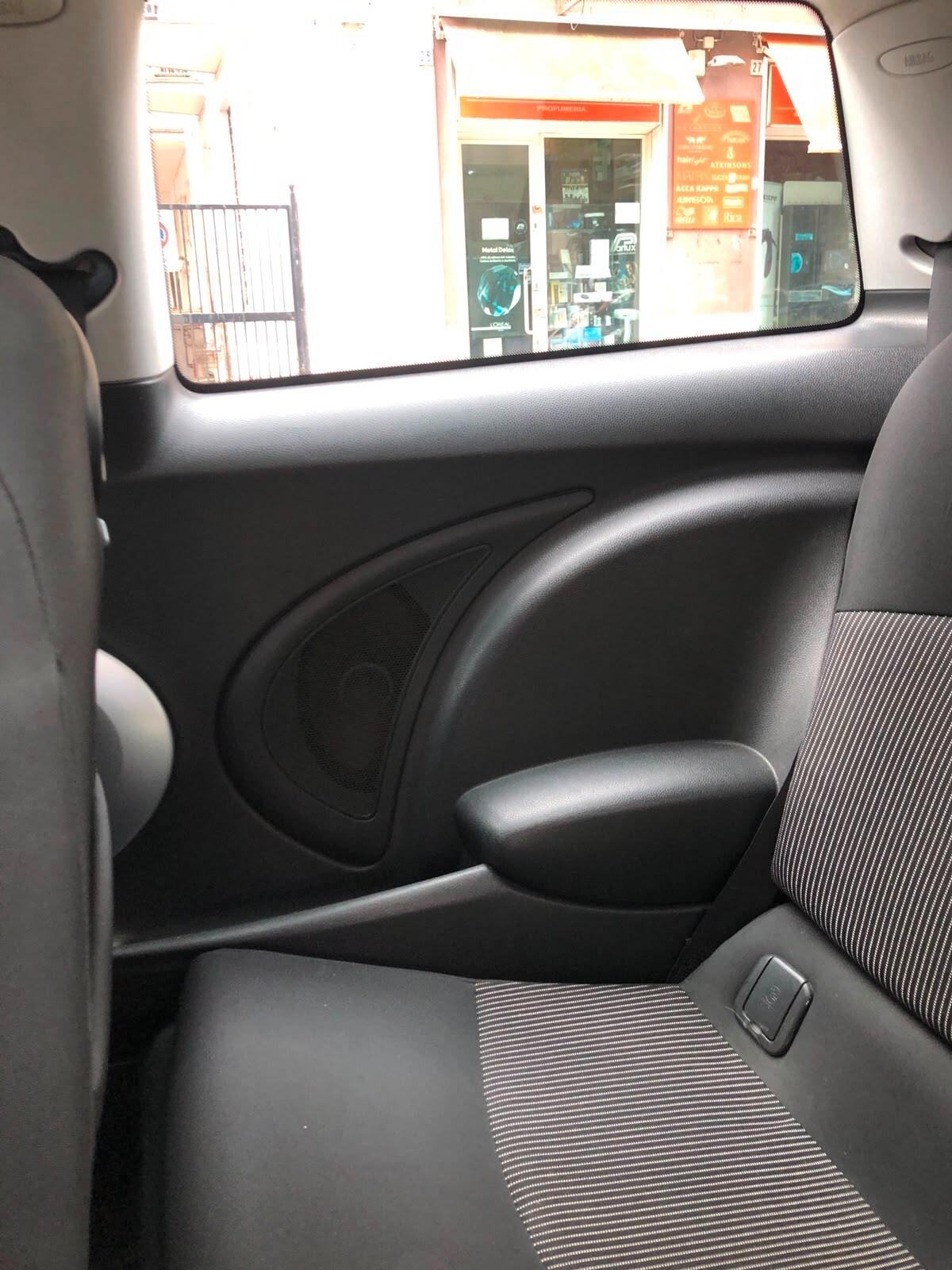 MINI Cooper D 1.6 Diesel – Cambio Automatico – Anno 2010