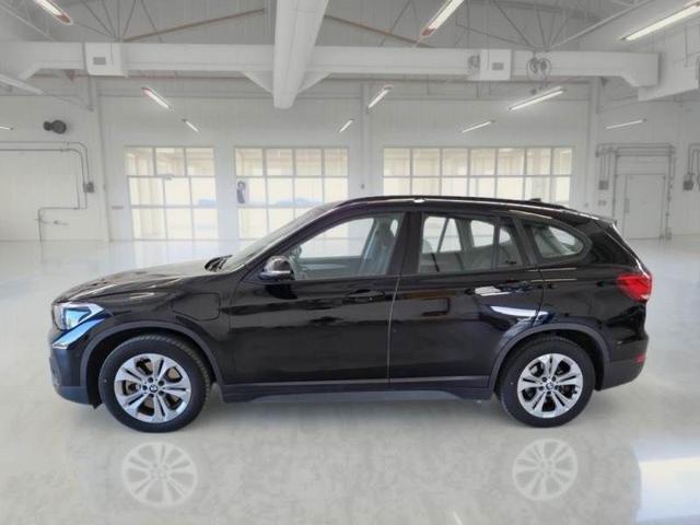 BMW X1 xDrive25e Business Advantage - Grandinata