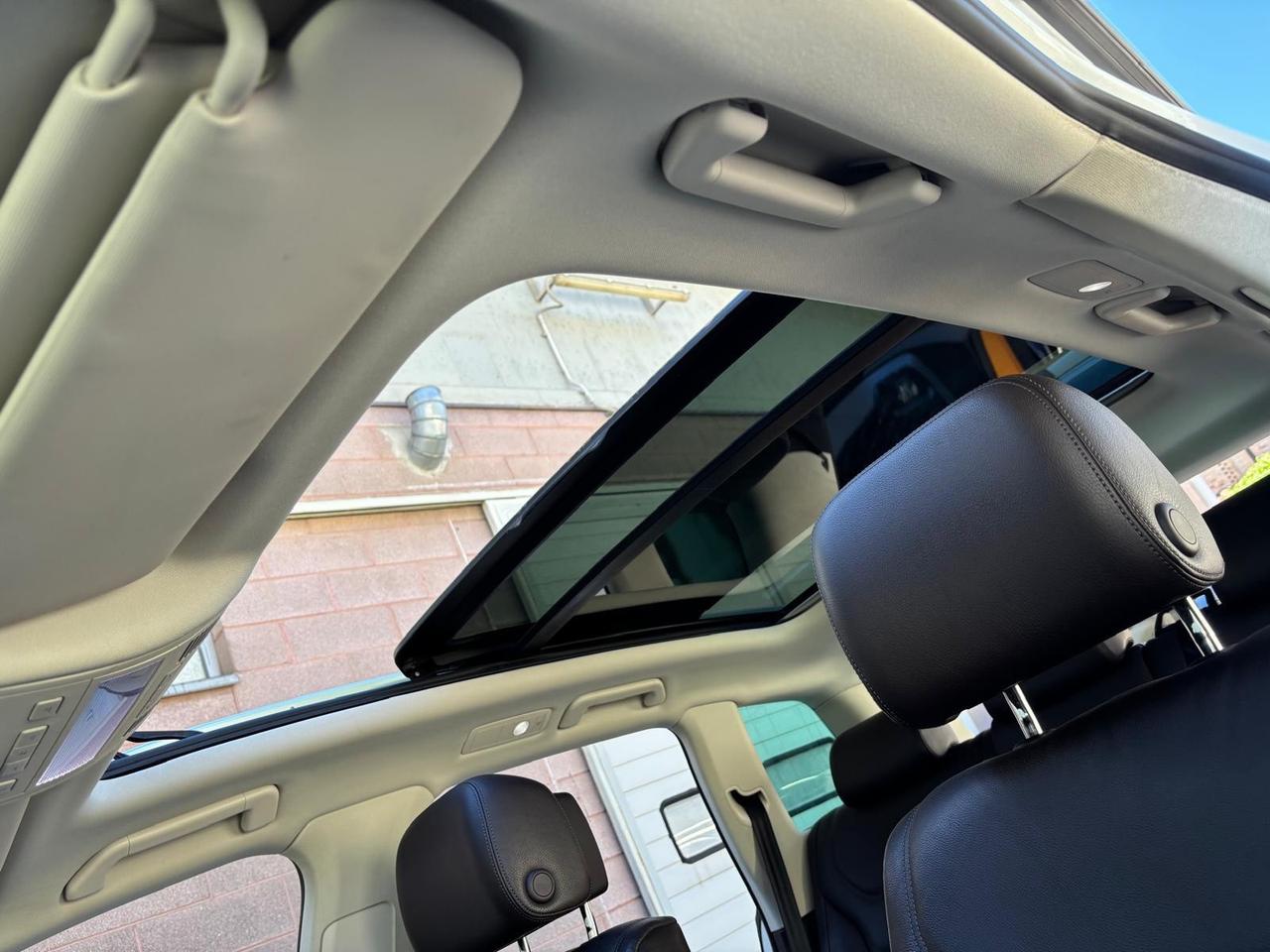 Volkswagen Touareg 3.0 TDI 262 CV R-line*Automatik*Tetto*Pelle