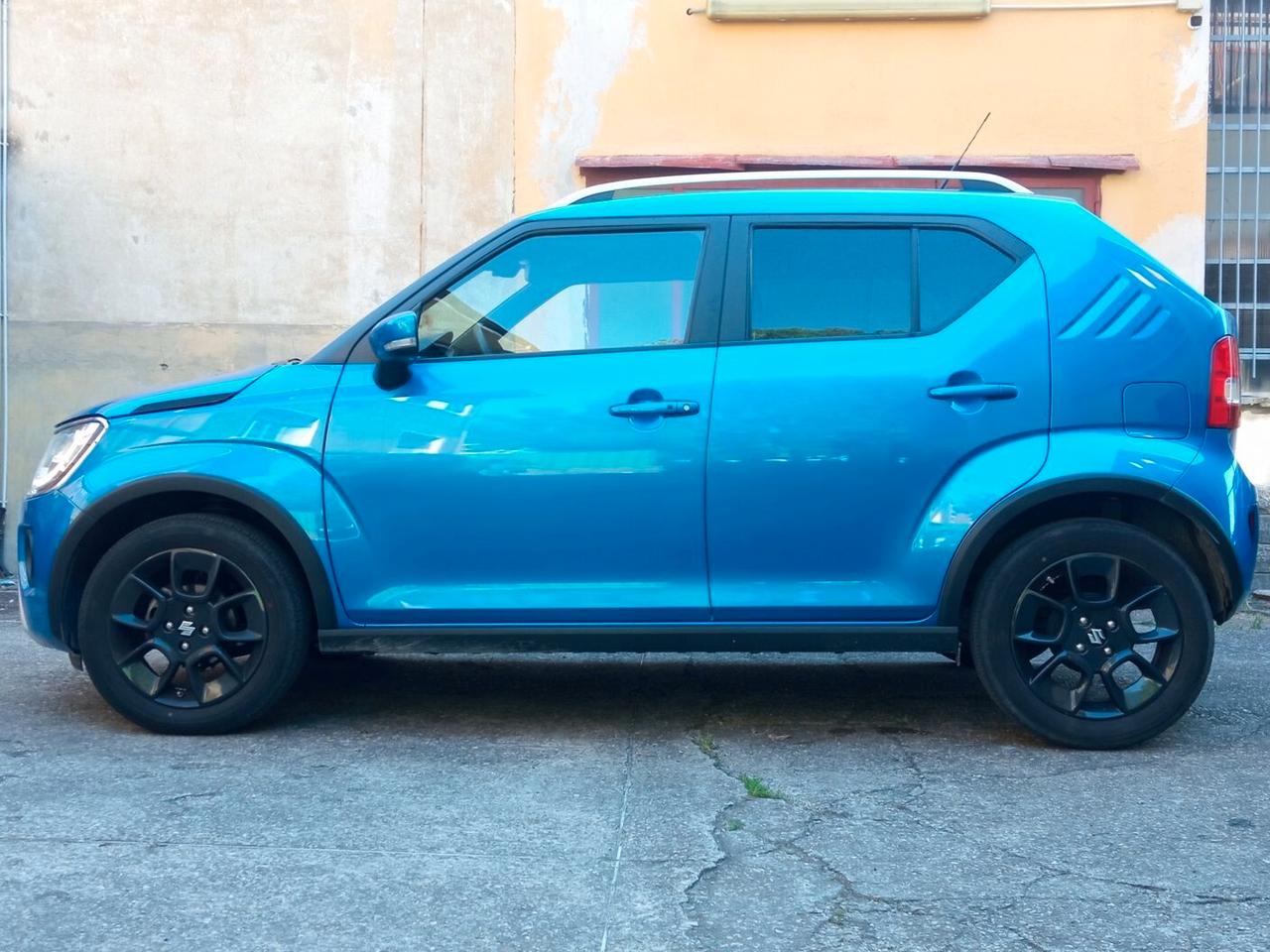 Suzuki Ignis 1.2 Hybrid Top