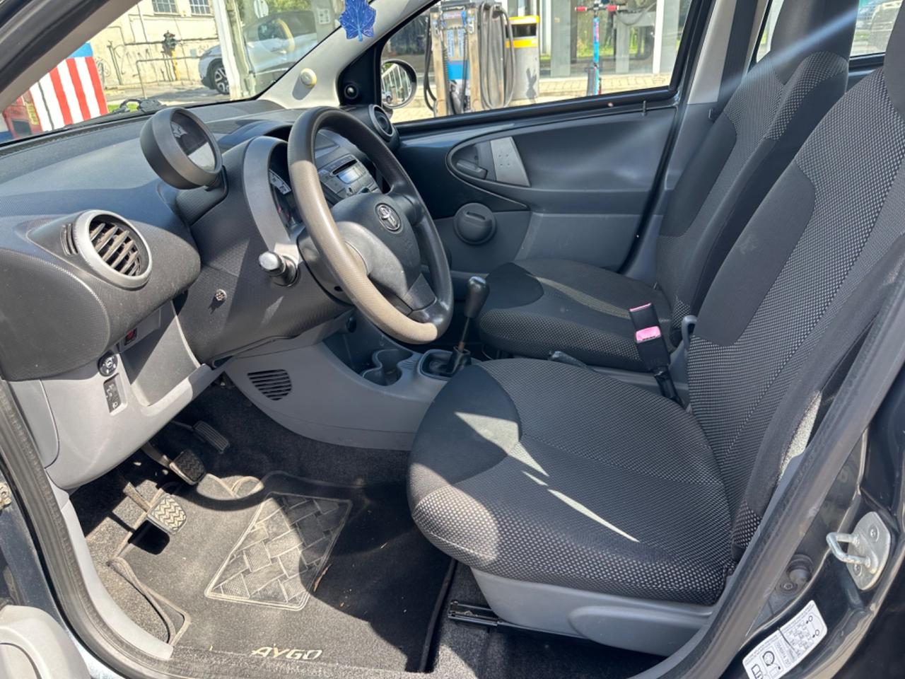 Toyota Aygo 1.0 12V VVT-i 5 porte Sol GPL