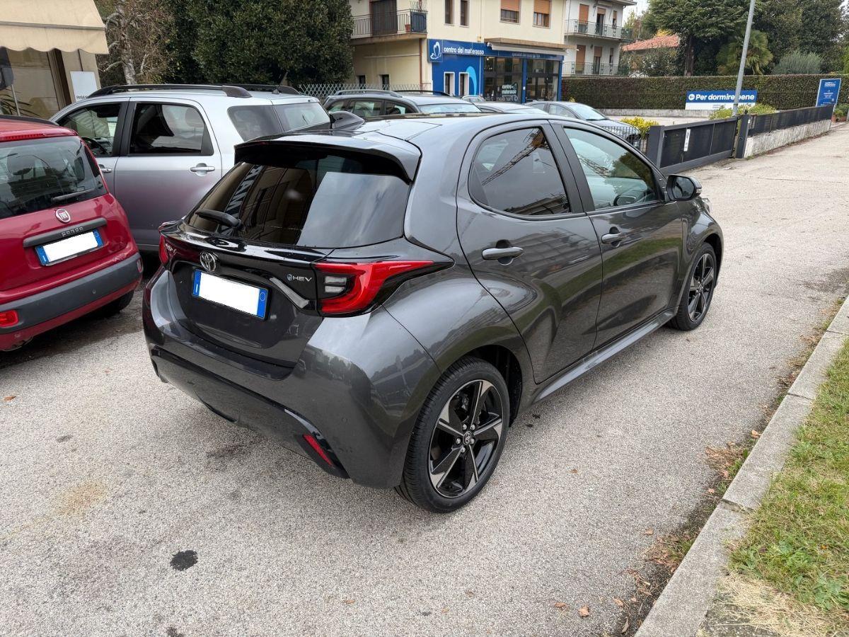 TOYOTA - Yaris - 1.5 Hybrid 5p. Lounge