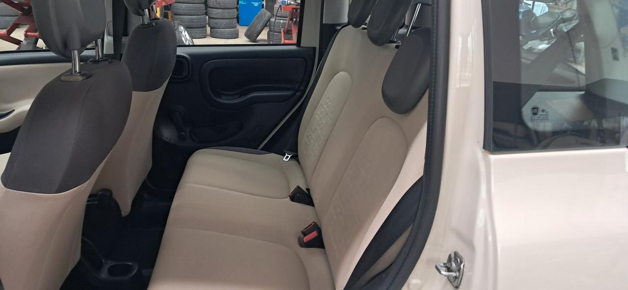 Fiat Panda 0.9 TwinAir Turbo Natural Power Lounge