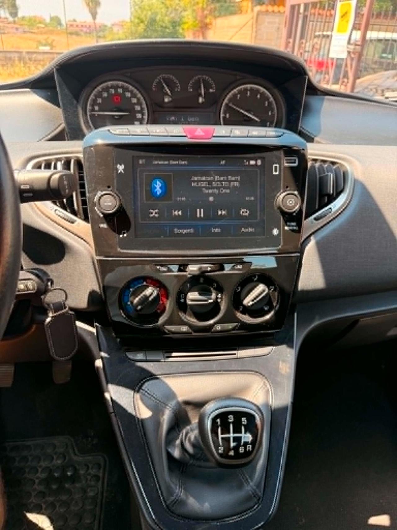 Lancia Ypsilon 1.0 Hybrid Gold NO VINCOLO Ok Neop. 