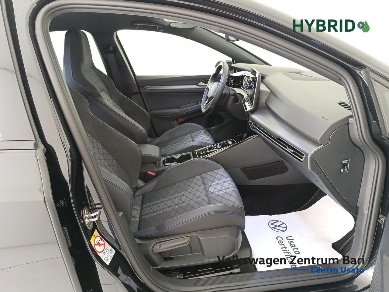 Volkswagen Golf 1.5 etsi r-line 150cv dsg