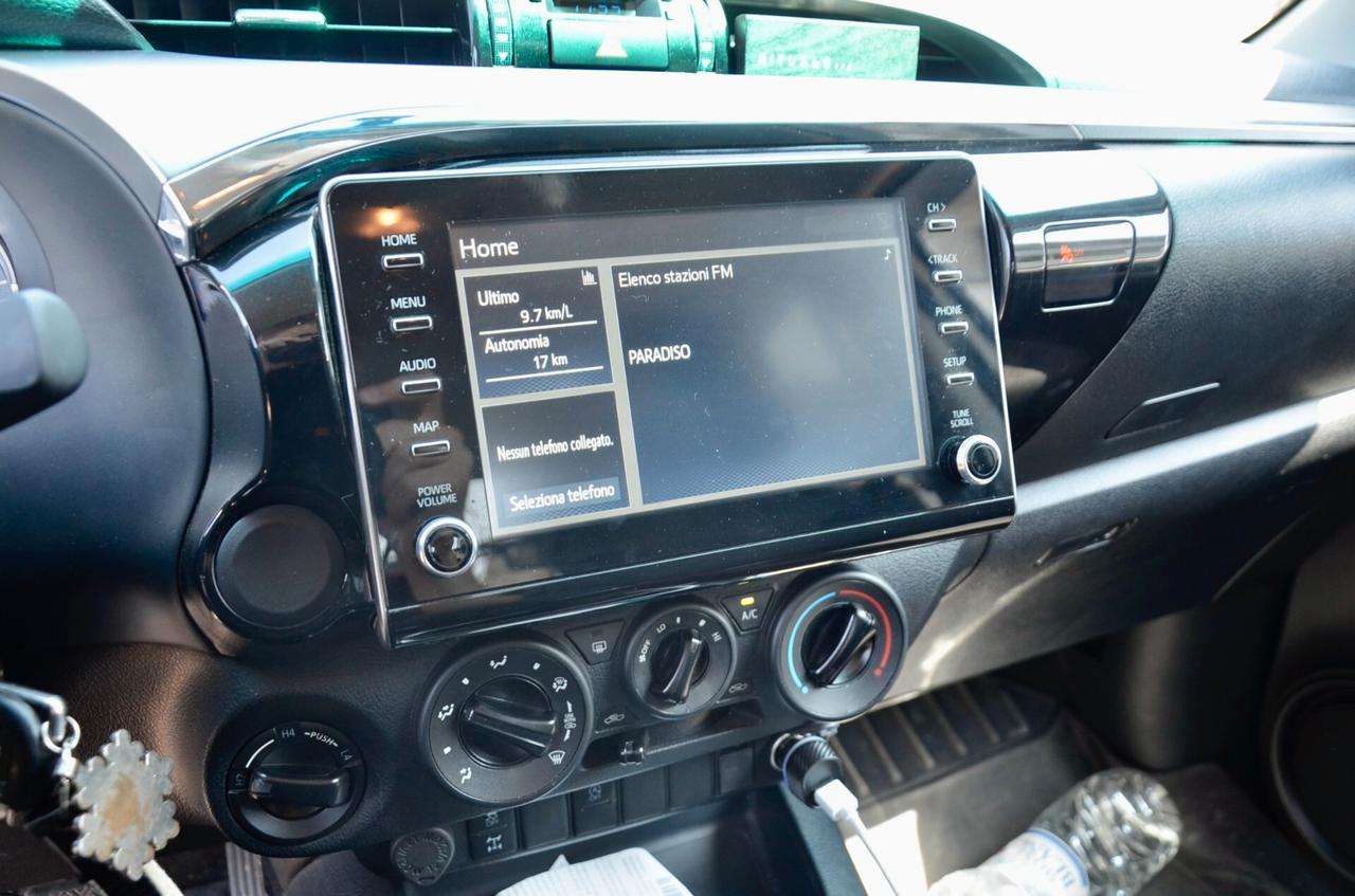 TOYOTA HILUX 2.4 D-4D DOUBLE CAB LOUNGE 4WD 150cv, VETTURA PRIVATA NO IVA, UNICOPROPRIETARIO, GARANZIA UFF TOYOTA, SERVICE UFF TOYOTA, UFF ITALIANA, PERMUTE