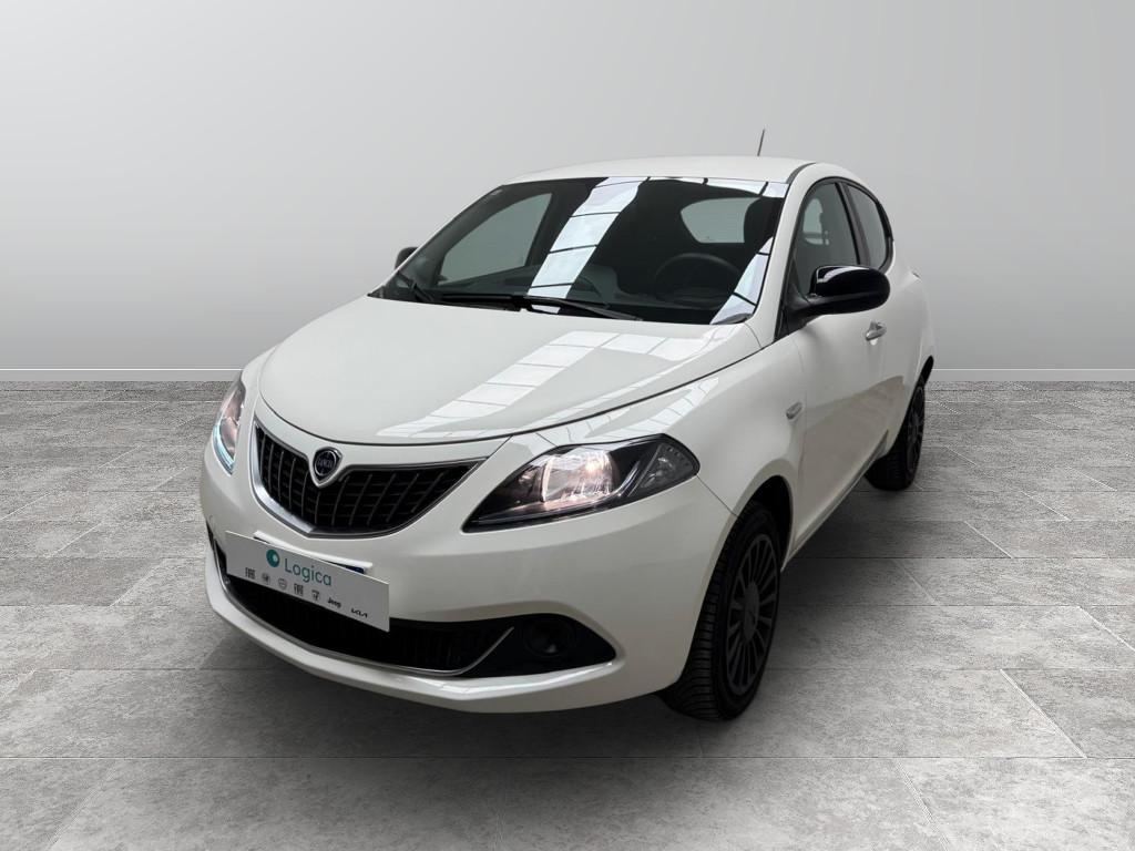 LANCIA Ypsilon III 2021 - Ypsilon 1.0 firefly hybrid Silver s&s 70c