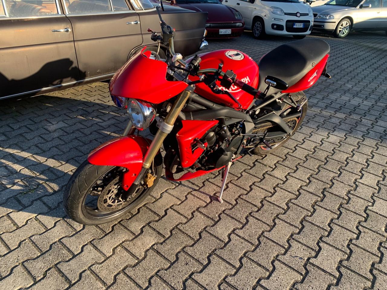 Triumph Street Triple 675 accessoriatissima