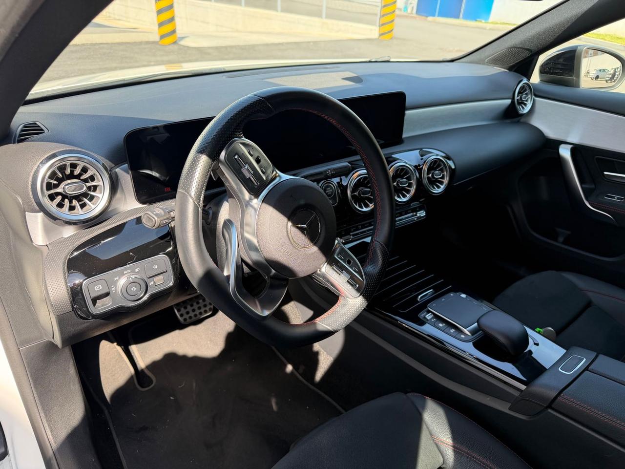 Mercedes-Benz A 180 180 D AMG Line Premium #10440