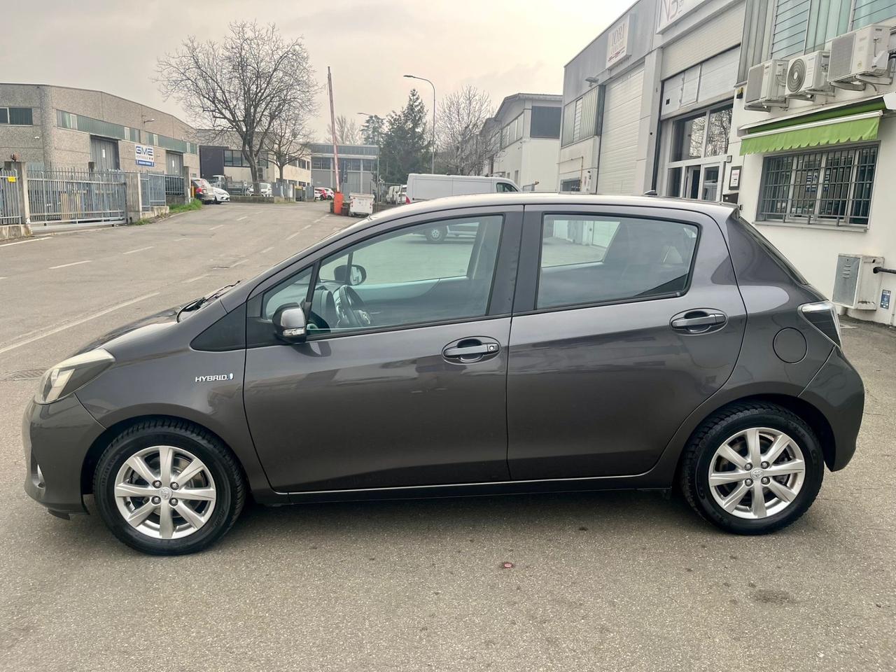 Toyota Yaris 1.5 Hybrid 2014 131.000km perfetta