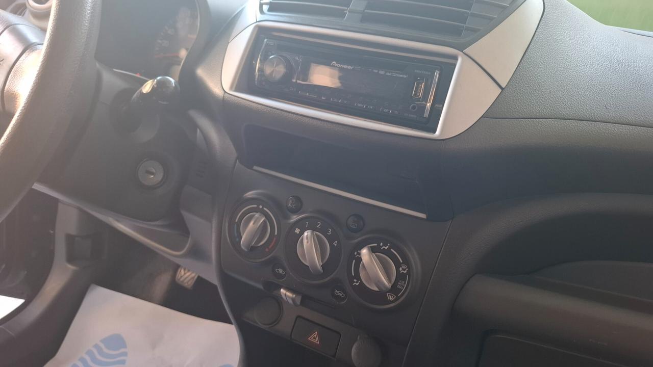Suzuki Alto 1.0 VVT GLX
