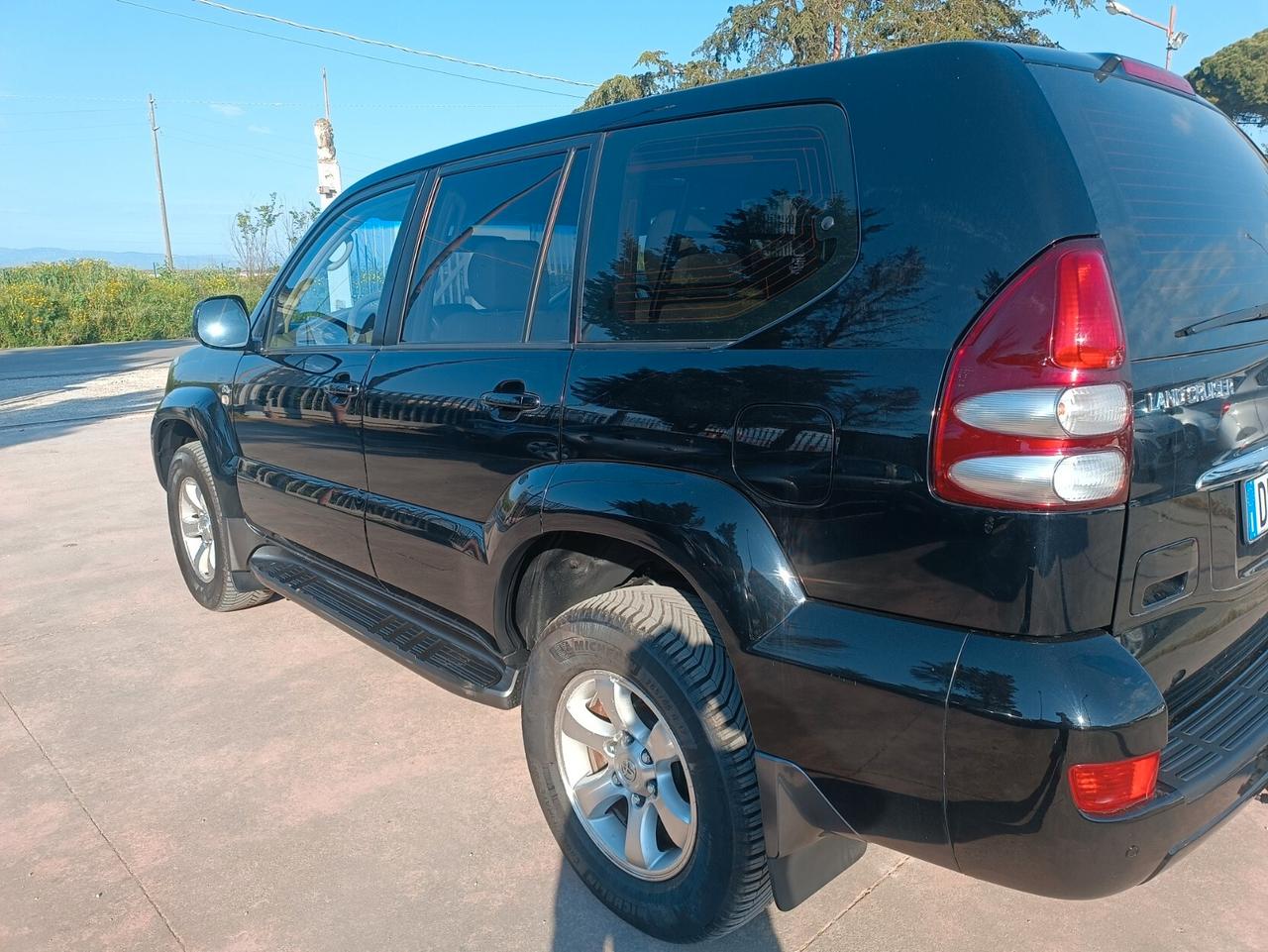 Toyota Land Cruiser 3.0 D-4D 16V cat 5 porte aut. Wagon