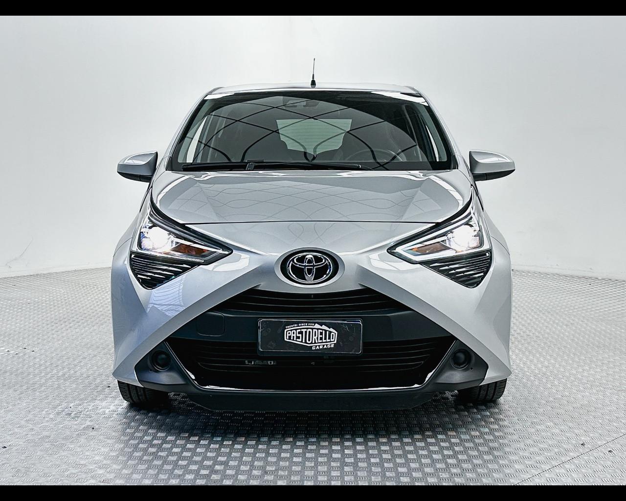 TOYOTA Aygo 2ª serie - Aygo Connect 1.0 VVT-i 72 CV 5 porte x-wave