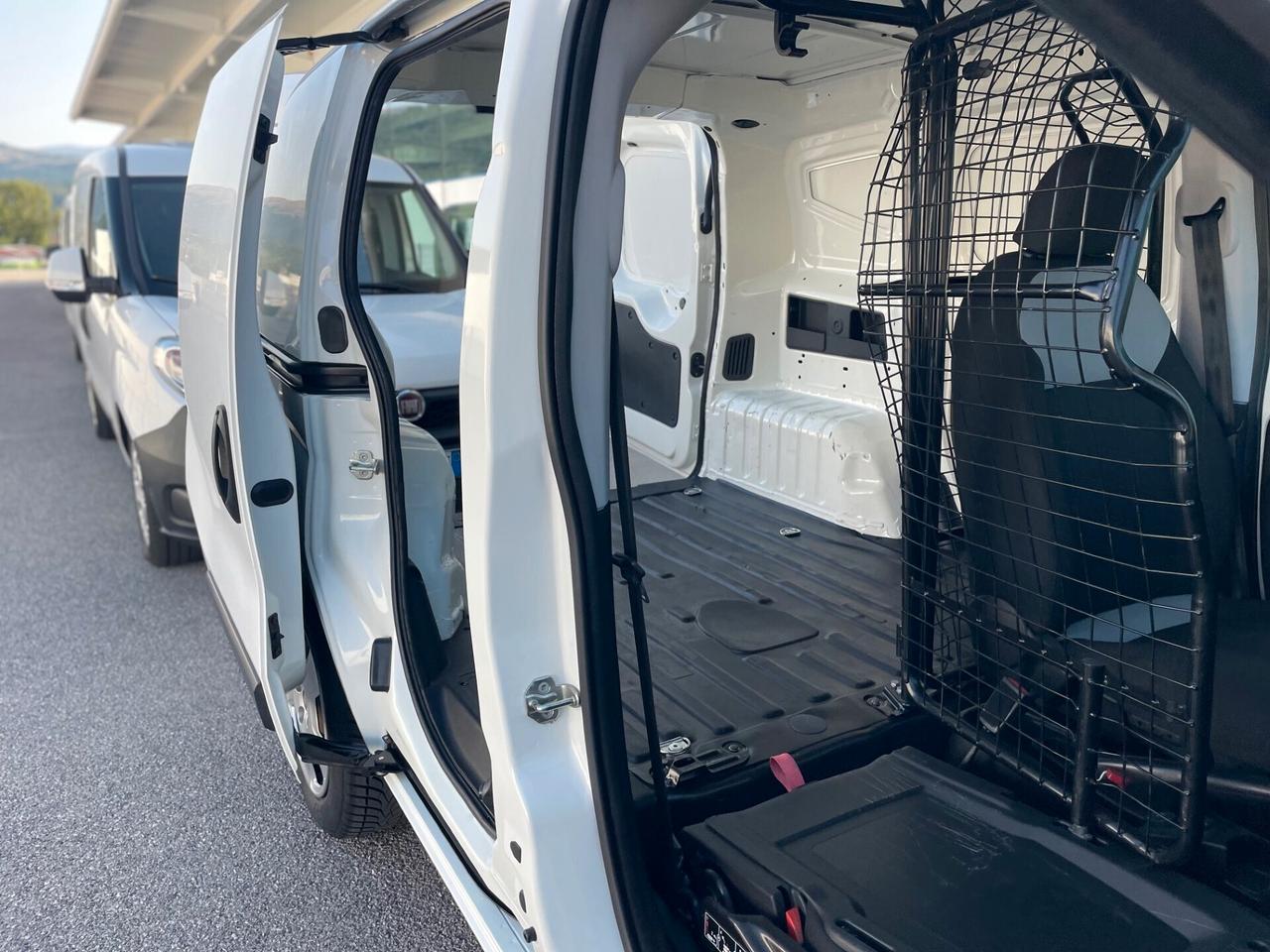 Fiat Fiorino 1.3 MJT 95CV Cargo SX