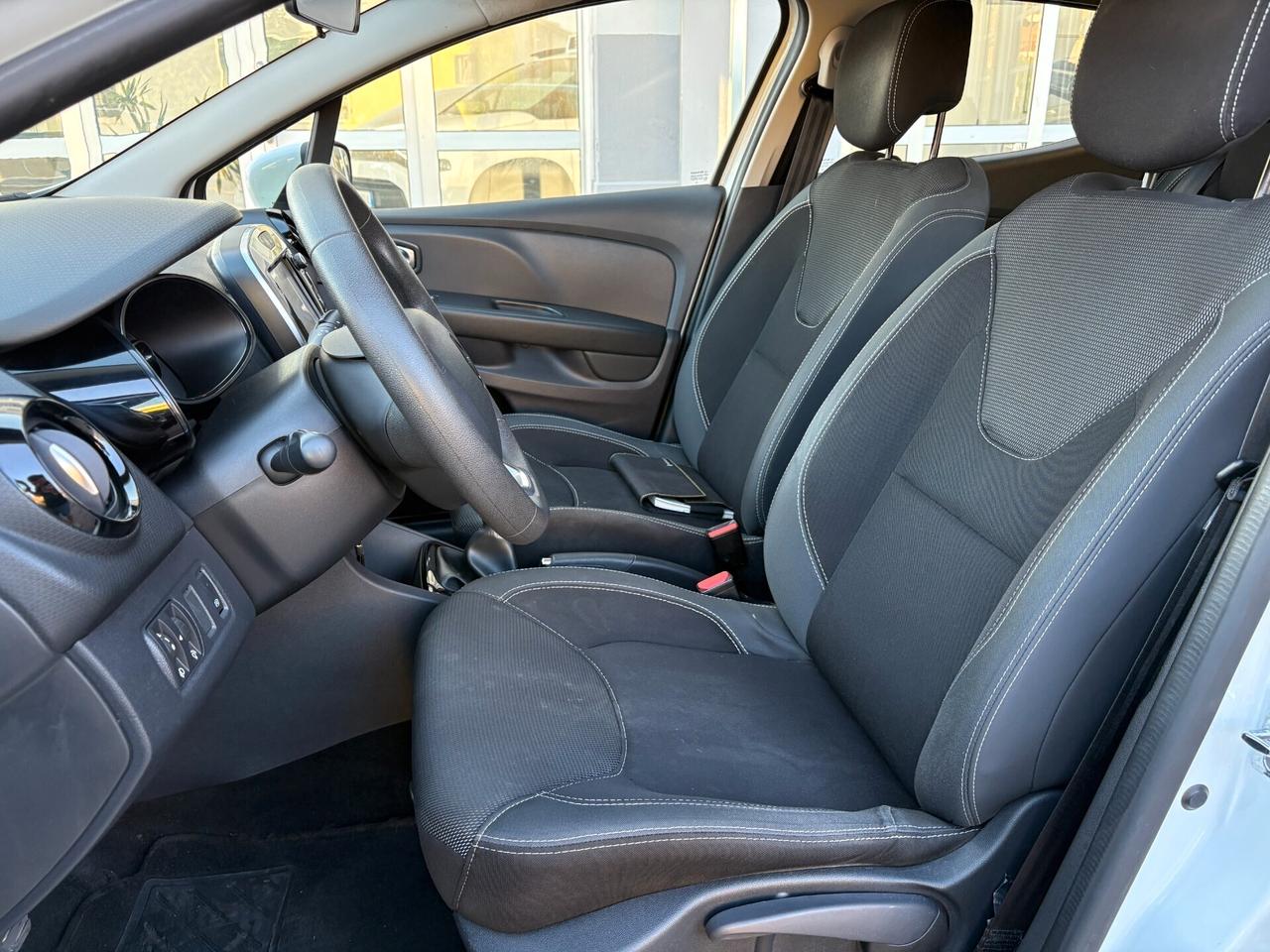 Renault Clio 1.5 dCi 75 CV 5 porte Moschino Intens