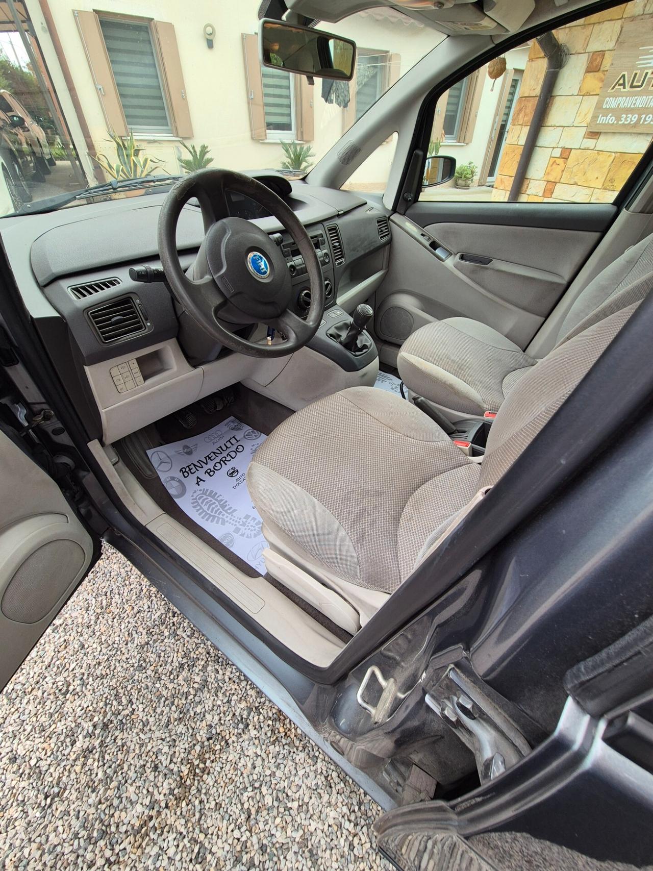 Fiat Idea Active