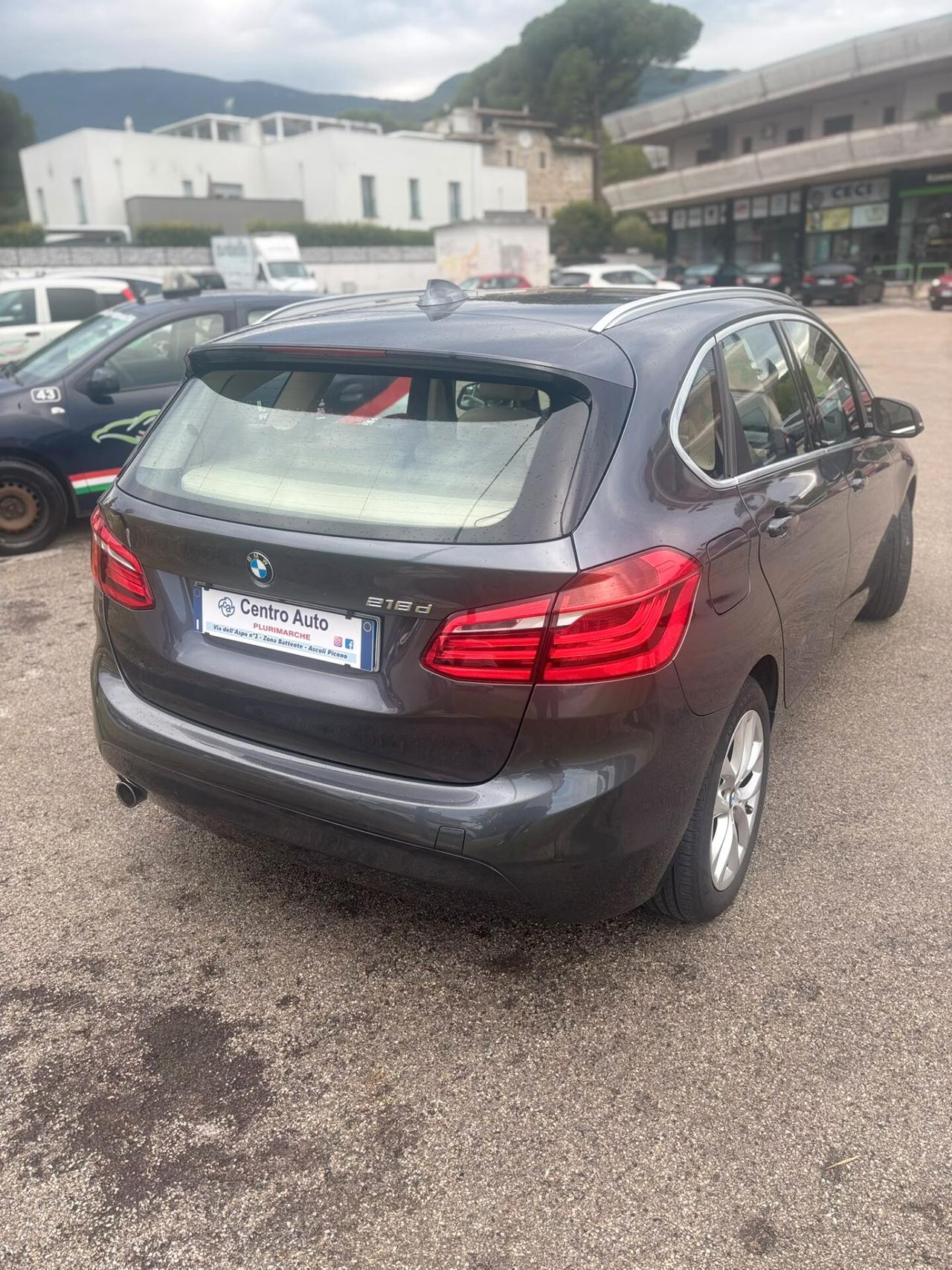 Bmw 2er Active Tourer 218d Luxury