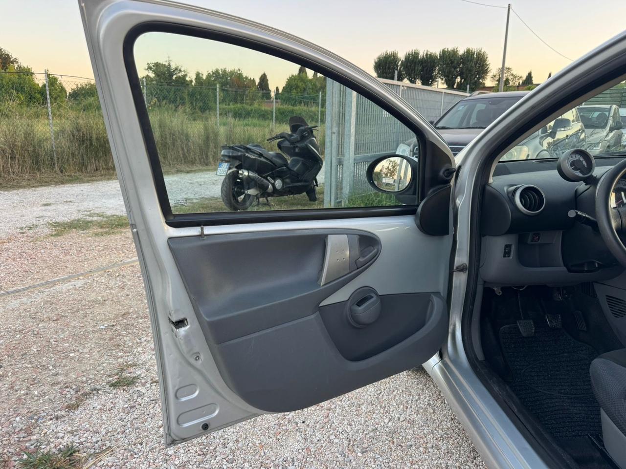 Toyota Aygo 1.0 12V VVT-i 5 porte