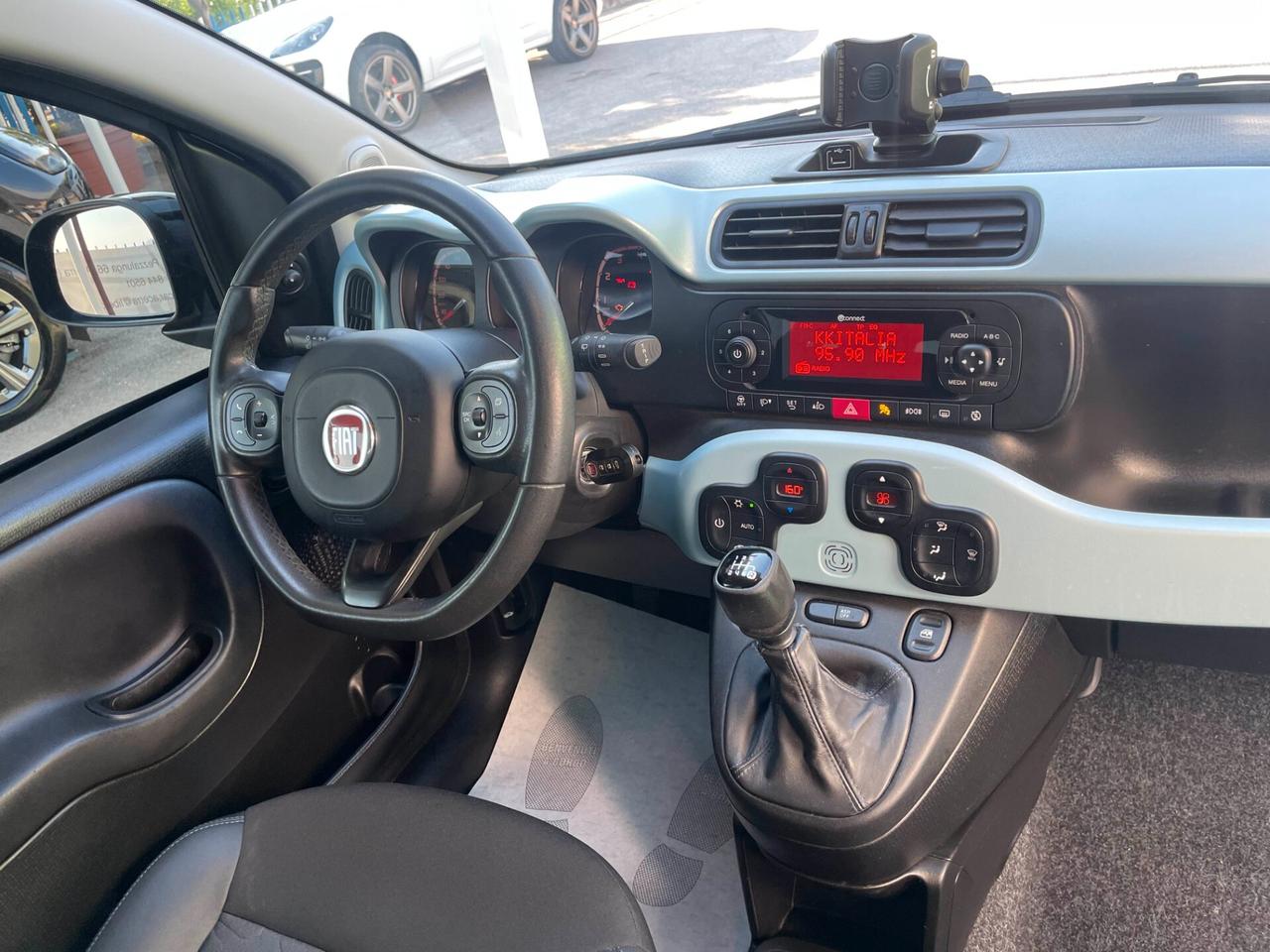 Fiat Panda 1.0 FireFly S&S Hybrid City Cross