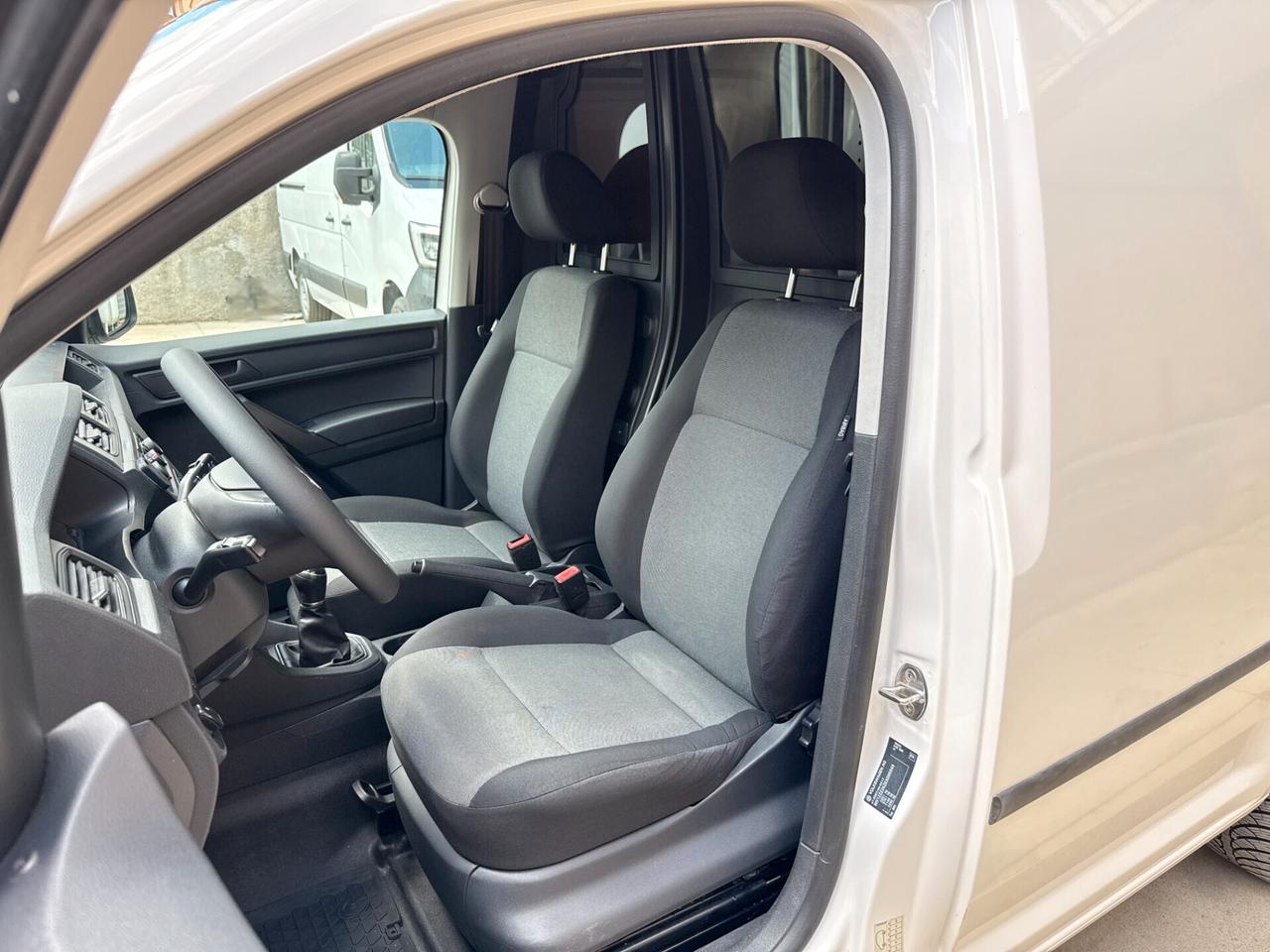 Volkswagen Caddy 2.0 TDI 122CV 4MOTION ALLESTITO