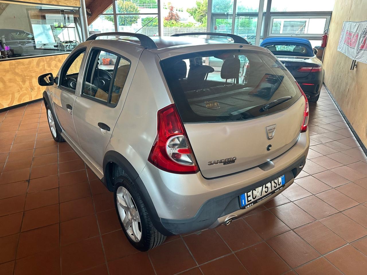Dacia Sandero Stepway 1.6 8V 90CV