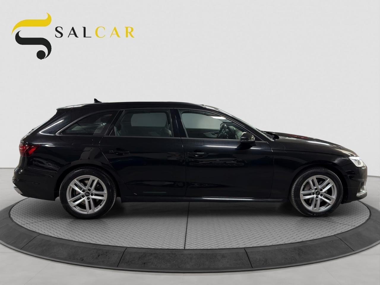 Audi A4 Avant 40 TDI quattro S tronic Business Advanced