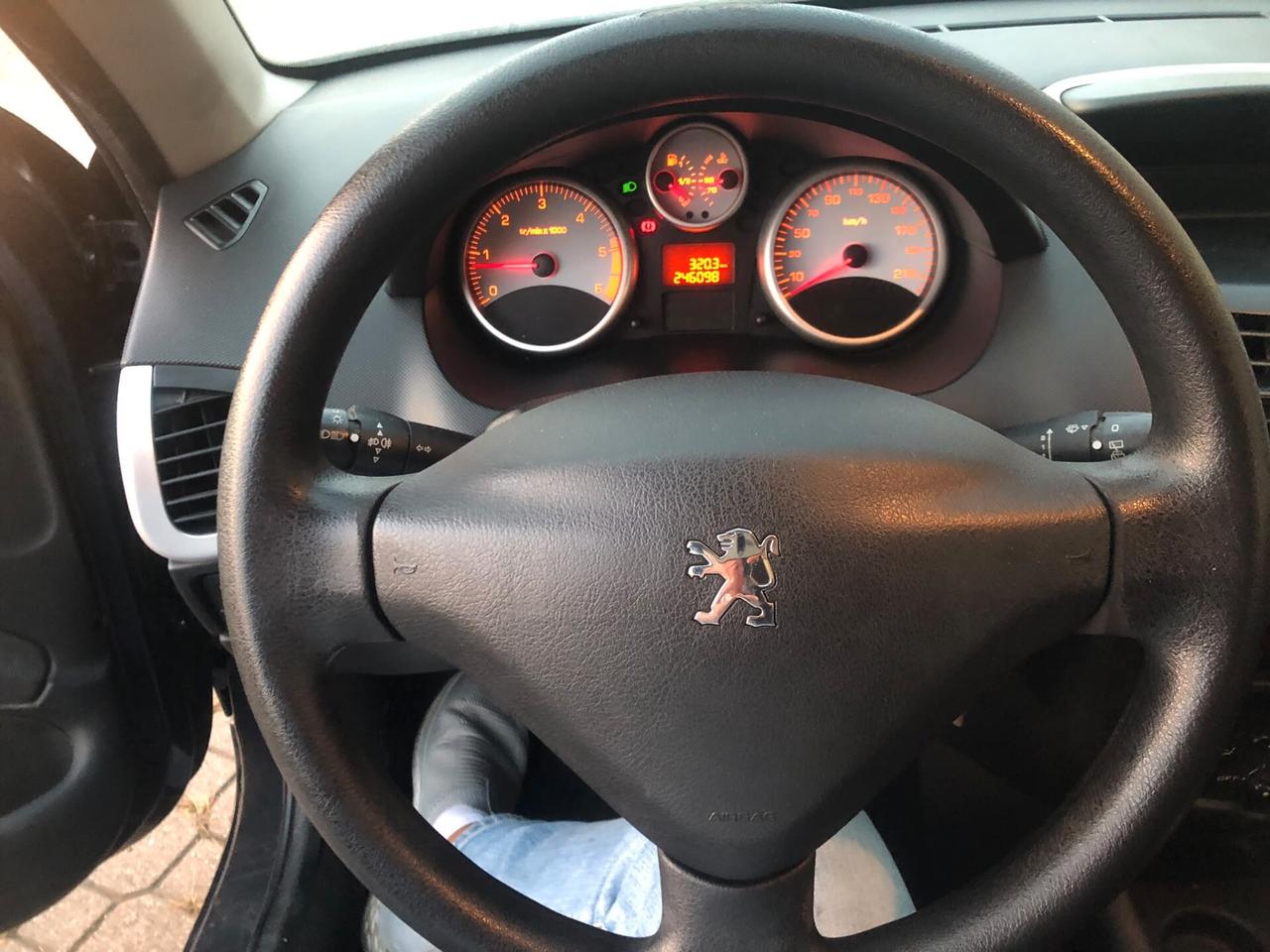 Peugeot 206 Plus 1.4 HDi 70CV 5p. Trendy *NEOPATENTATI*