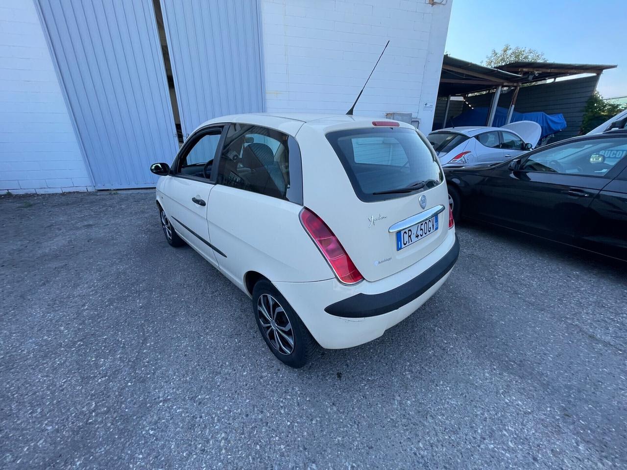 Lancia Ypsilon 1.2 Oro