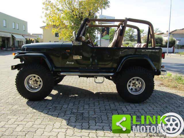 JEEP Wrangler 2.5 cat Soft top SAHARA EDITION