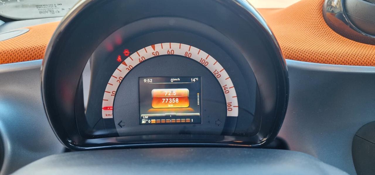 Smart ForFour 1.0 70CV Passion FINANZIAMENTI ANCHE SENZA BUSTA PAGA