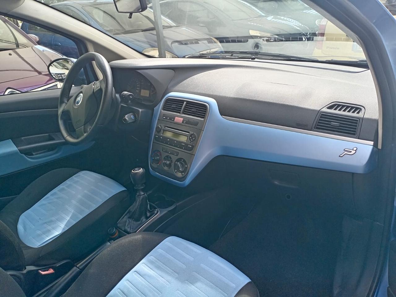 Fiat Grande Punto 1.3 MJT 75 CV 3 porte Dynamic