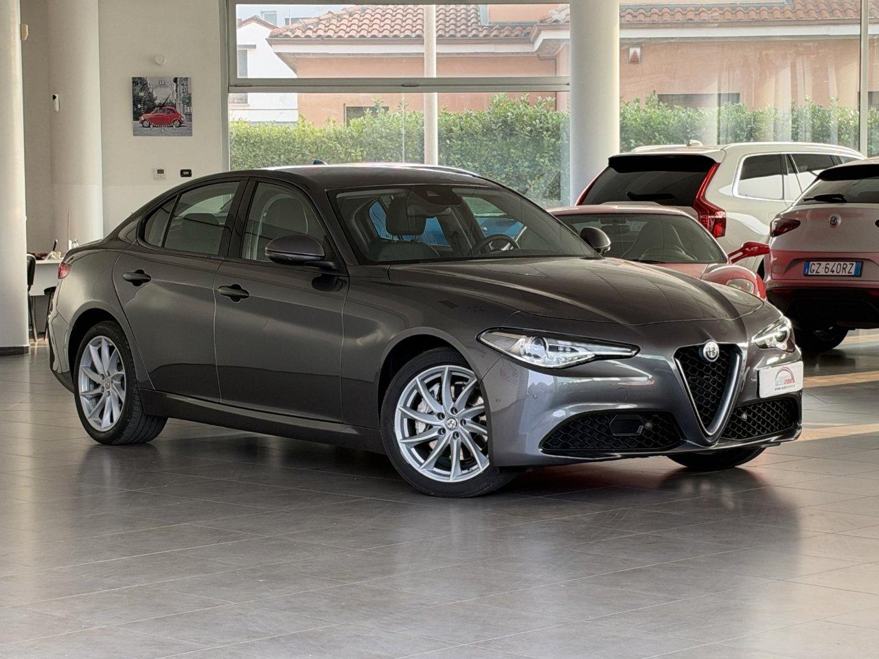 Alfa Romeo Giulia Berlina Giulia 2.2 t Super Q4 180cv AT8 AWD
