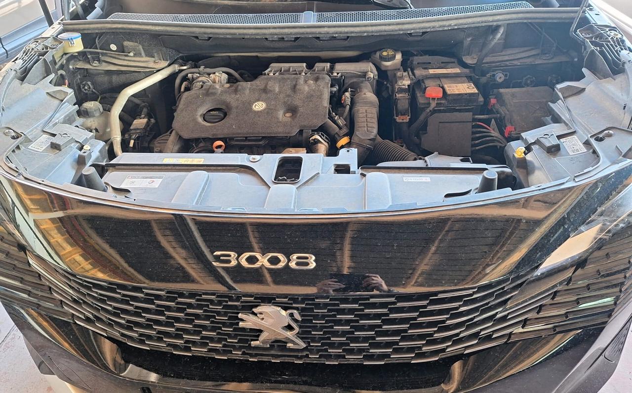 Peugeot 3008 1.500 BlueHdi 130Cv. Allure Pack - n101170