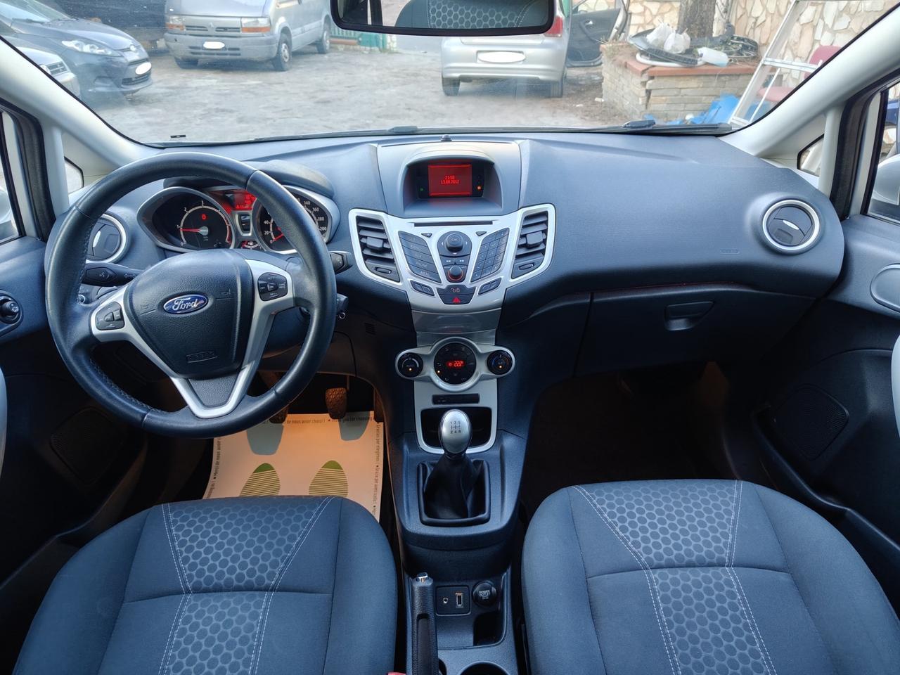 Ford Fiesta 1.6 TDCi 95 CV 5p. Titanium