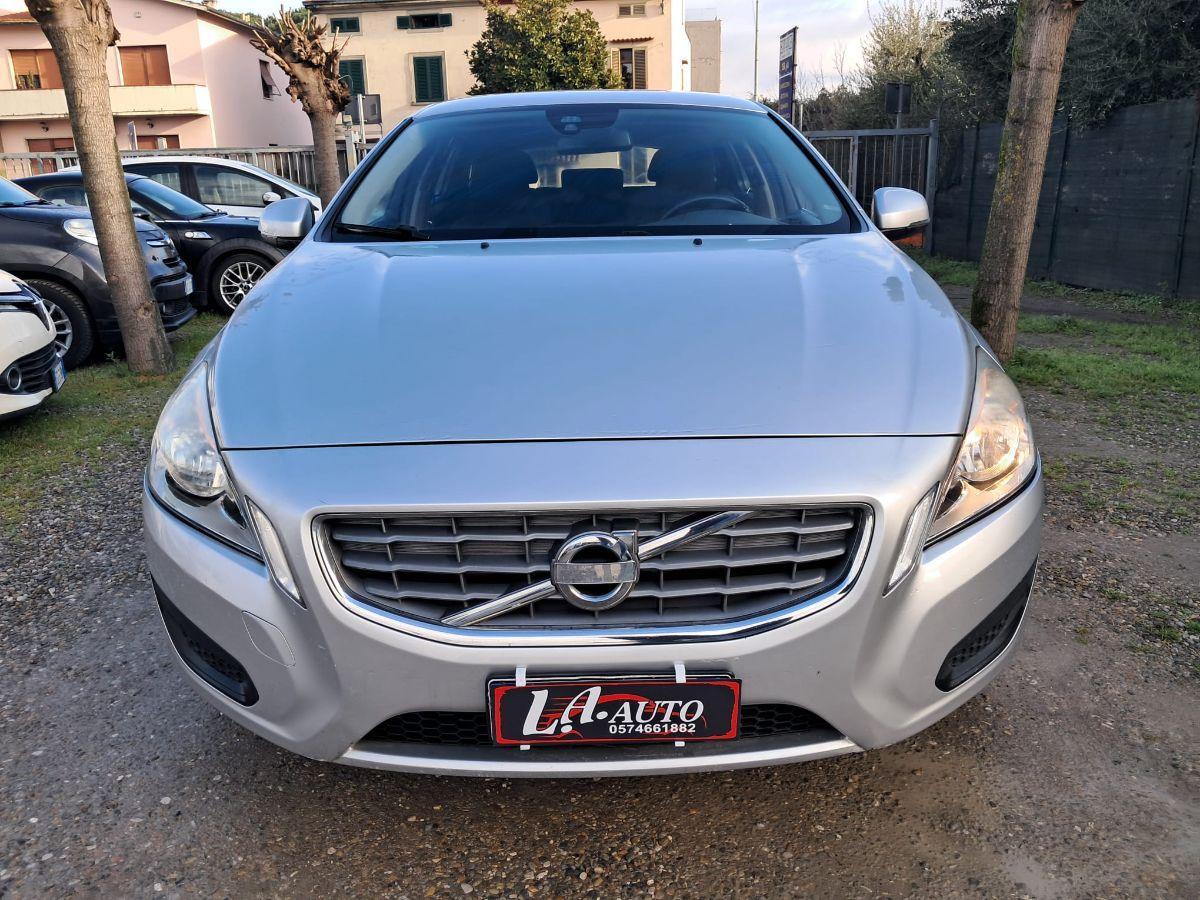 VOLVO - V60 - D2 Summum
