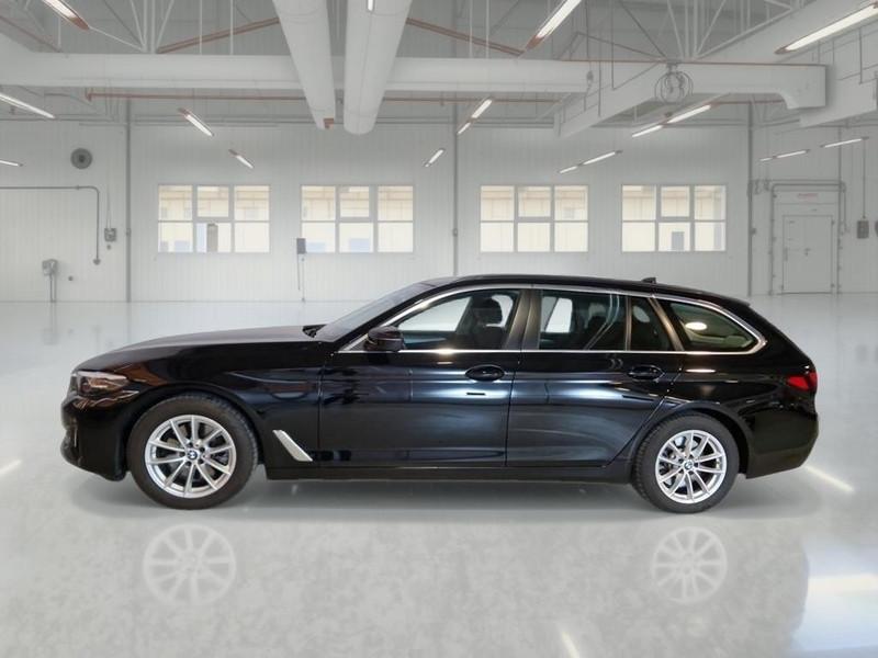 BMW 518 48V Business Touring Auto
