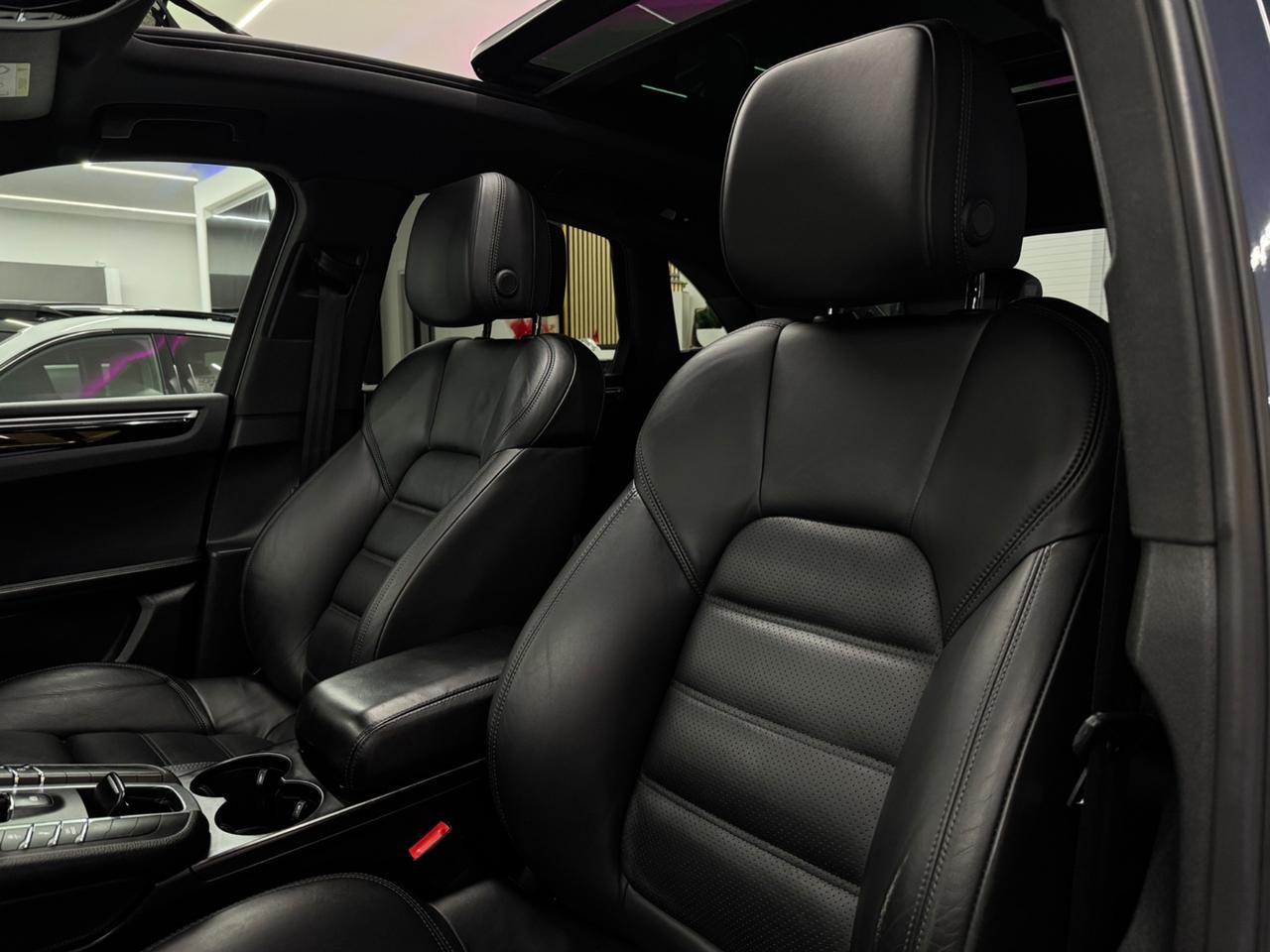 Porsche Macan 2.0 245Cv Iper Full-Tetto-Bose