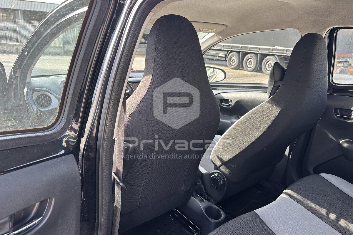 TOYOTA Aygo 1.0 VVT-i 69 CV 5 porte x-cool MMT