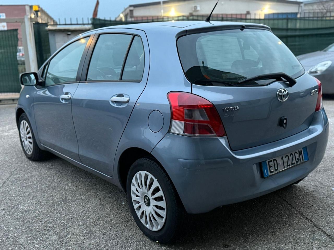 Toyota Yaris 1.3 5 porte Sol