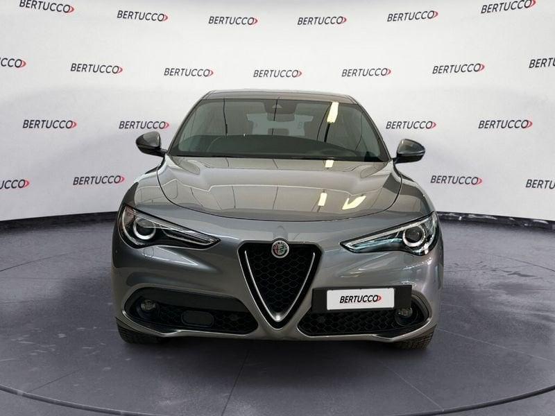 Alfa Romeo Stelvio 2.2 Turbodiesel 160 CV AT8 RWD Business