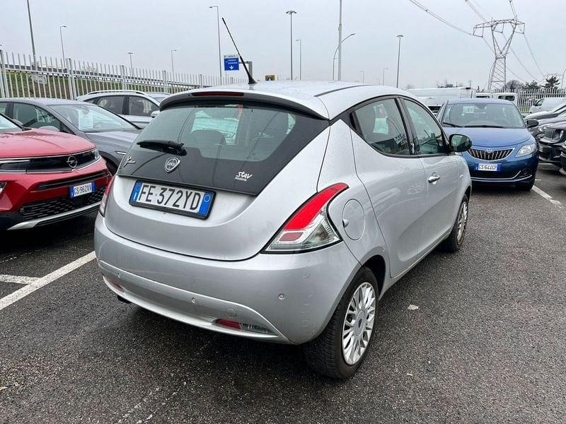 Lancia Ypsilon 1.2 69 CV 5 porte Gold