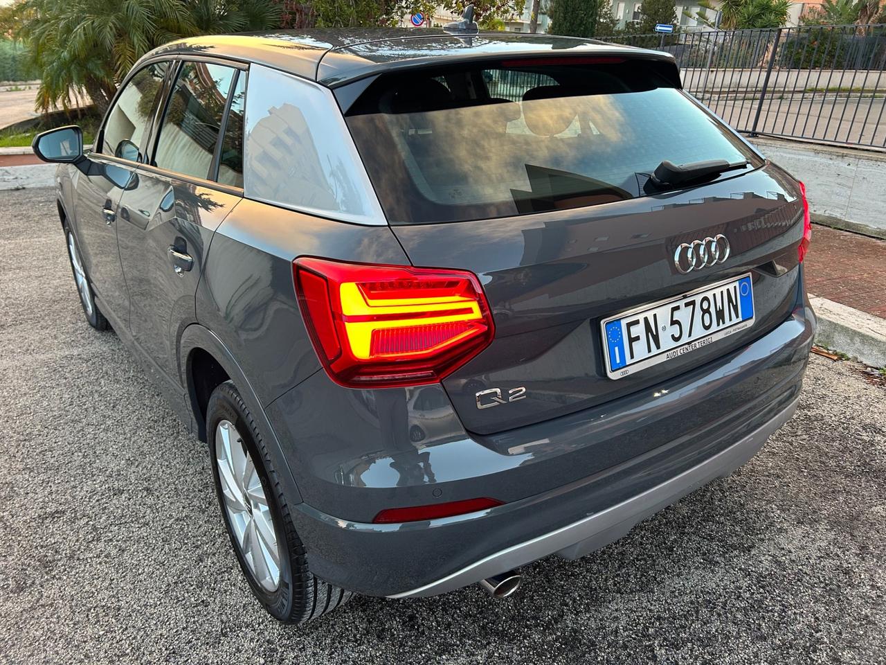 Audi Q2 1.6 TDI sport tagliandi ufficiali