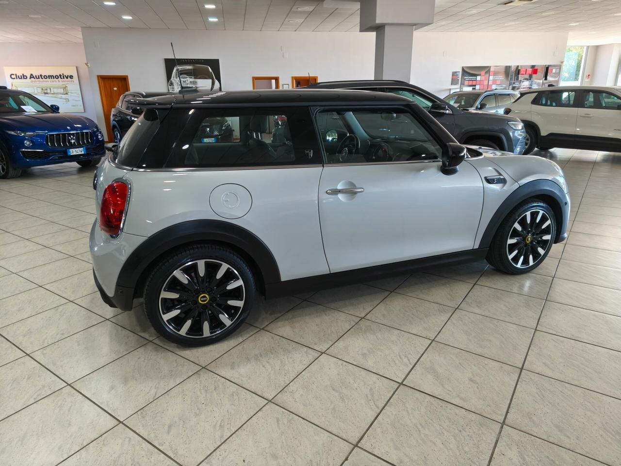 Mini Full Electric Cooper SE Yours