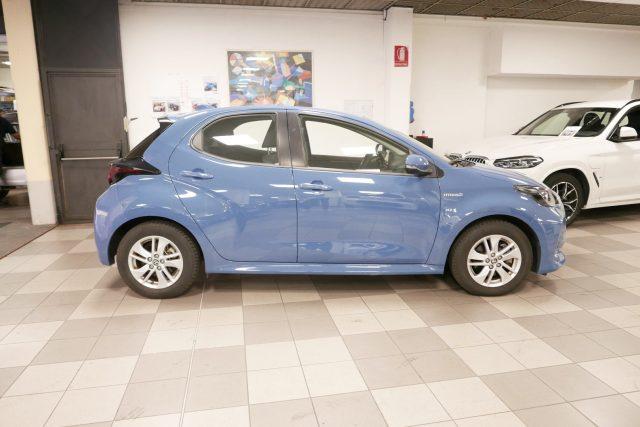 TOYOTA Yaris 1.5 Hybrid 5 porte Business