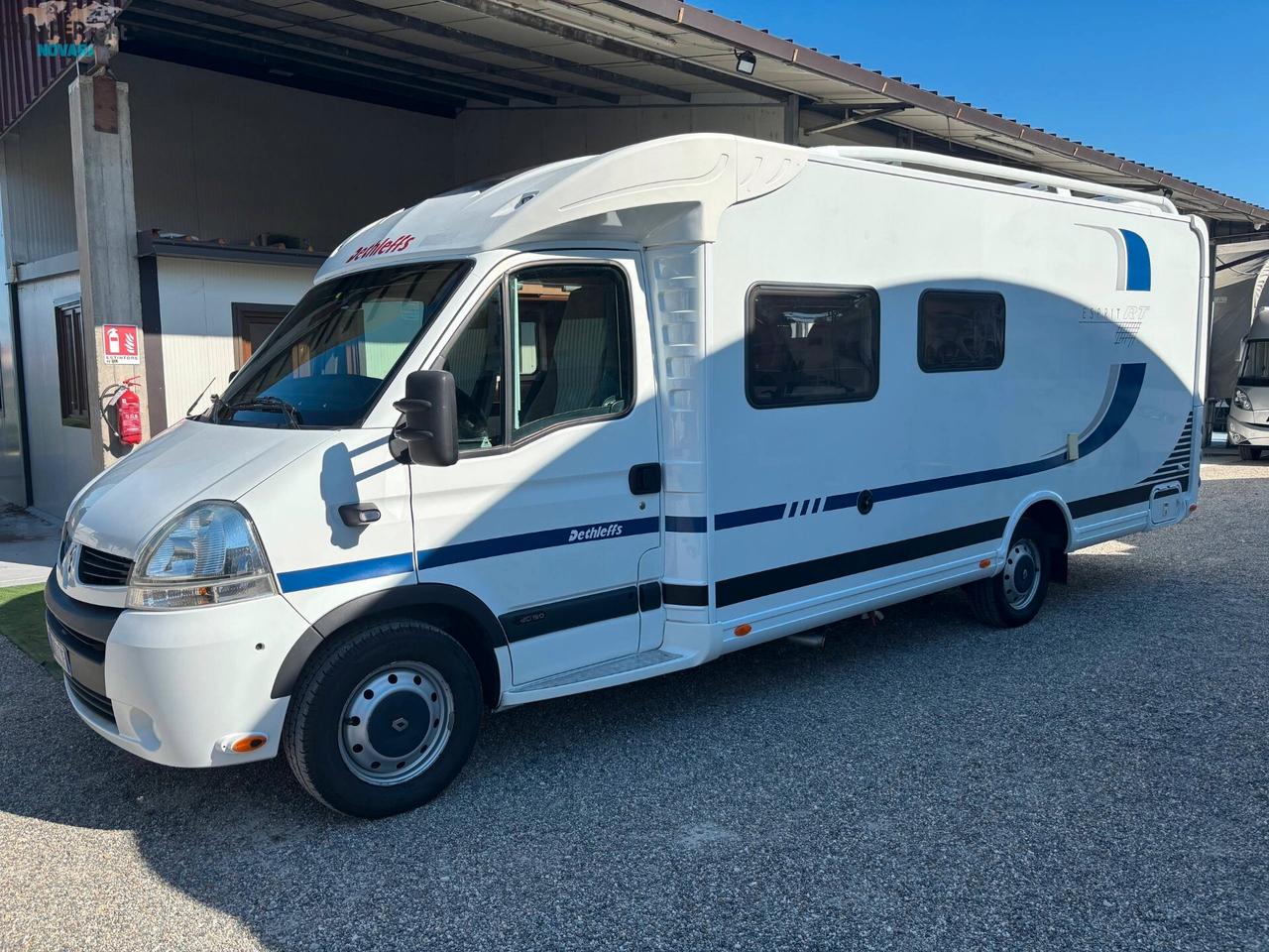 DETHLEFFS ESPRIT 7094 RT - Semintegrale con letto alla francese in coda