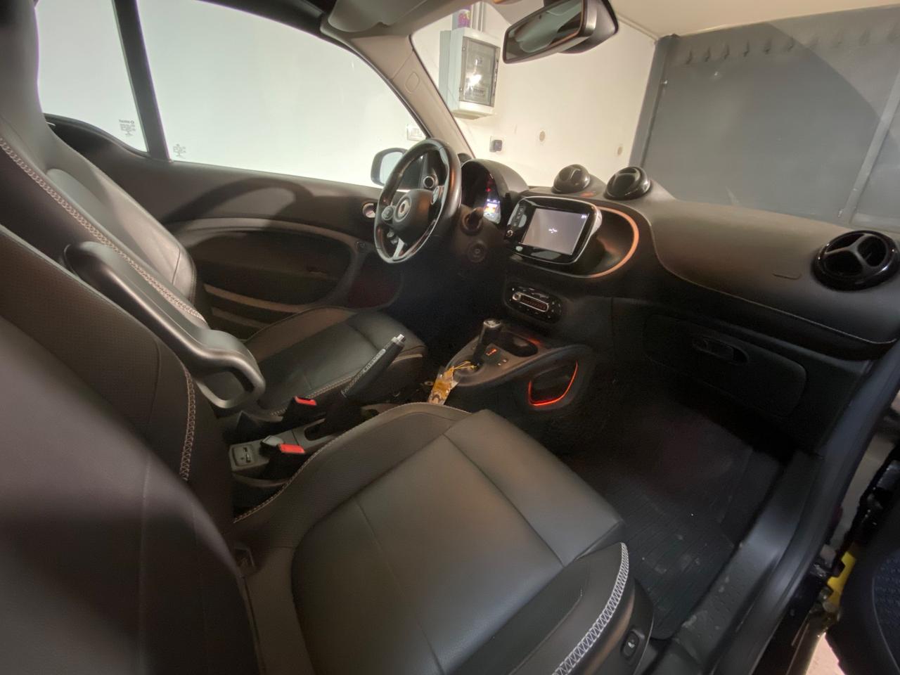 Smart ForTwo BRABUS 0.9 Turbo twinamic cabrio Xclusive