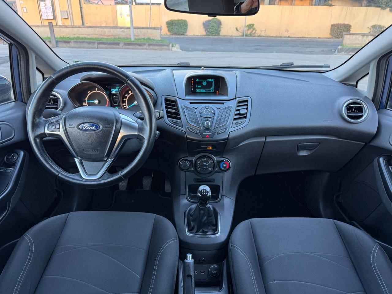 Ford Fiesta 1.5 TDCi POCHI CHILOMETRI
