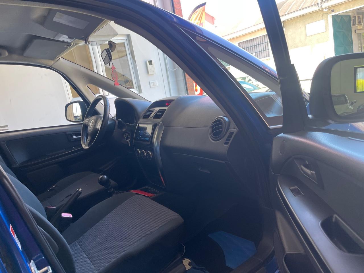 Fiat Sedici 16 / 1.9 MJT 4x4 Dynamic