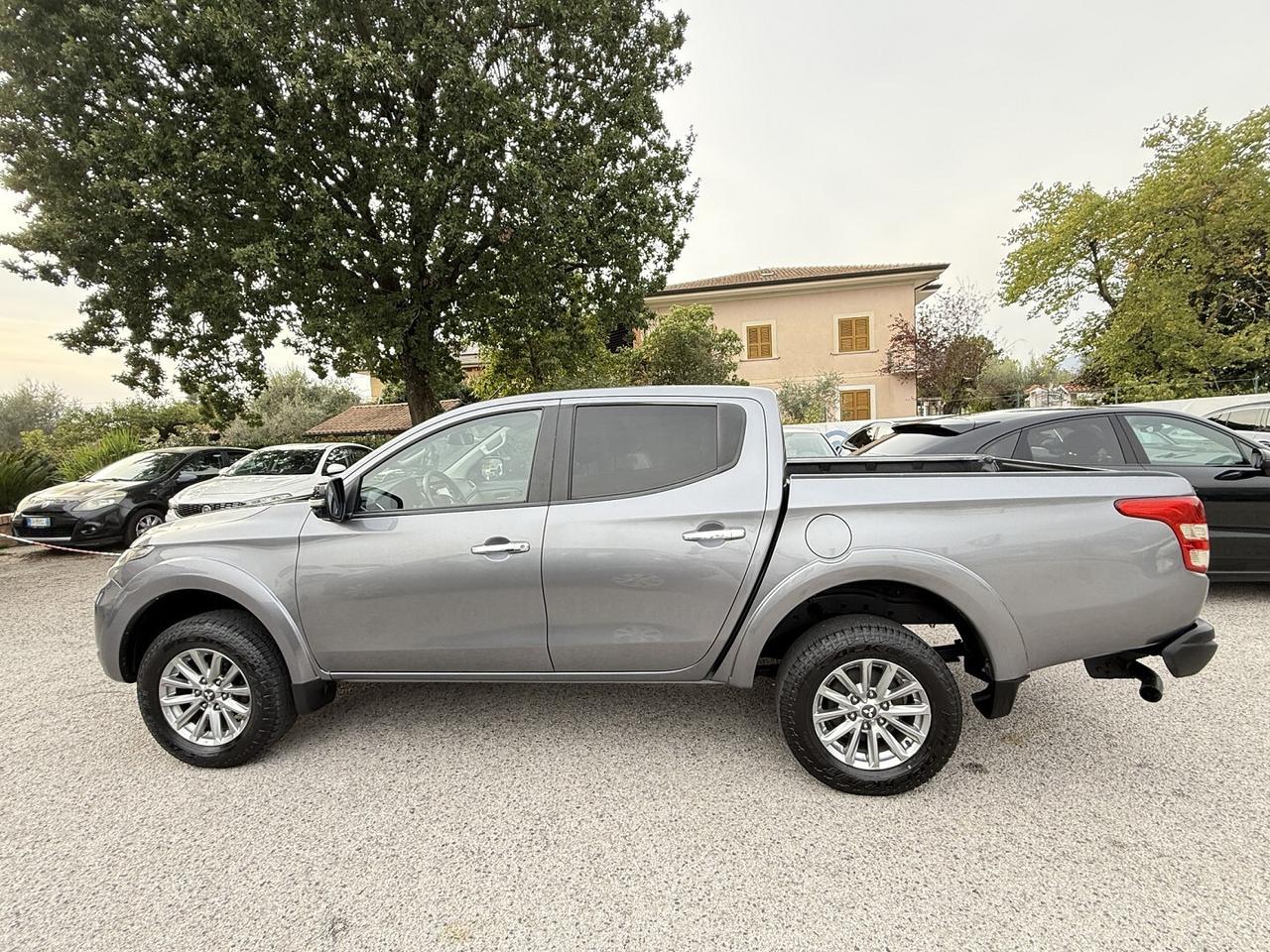 MITSUBISHI L200 DOPPIA CABINA 4X4 CAMBIO MANUALE