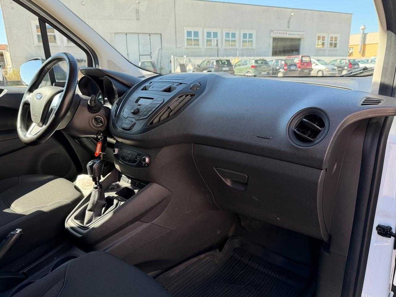 Ford Transit Courier 2021 Diesel